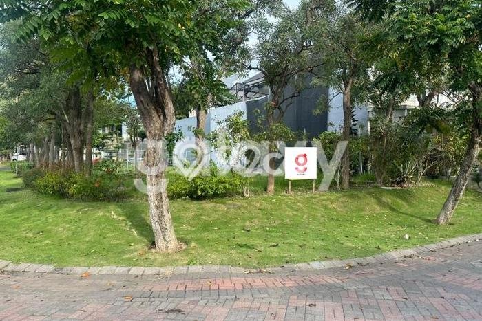 Tanah Siap Bangun Dijual di Surabaya Punya Luas 345m2 Tanah Siap Bangun Dijual di Surabaya Punya Luas 345m2
