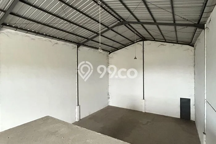 Unit Gudang Disewakan di Teluk Naga di Area Ramai & Strategis Unit Gudang Disewakan di Teluk Naga di Area Ramai & Strategis
