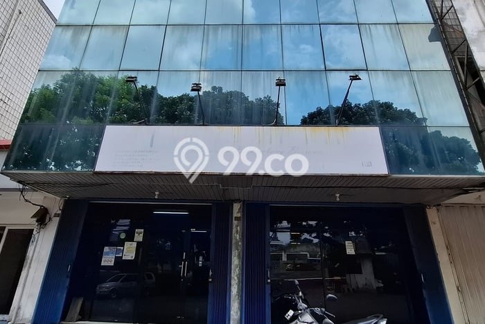 Ruko Dijual di Bogor LT 161m2 & LB 444m2 Lokasi Terbaik! Ruko Dijual di Bogor LT 161m2 & LB 444m2 Lokasi Terbaik!