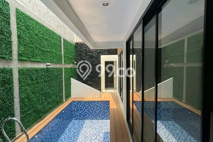 Hunian Mewah LB 285m2 Siap Huni Desain Elegan di Bintaro, Tangerang Selatan Hunian Mewah LB 285m2 Siap Huni Desain Elegan di Bintaro, Tangerang Selatan