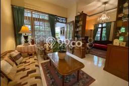 Rumah Mewah LB 200m2 Siap Pakai Desain Elegan di Pasteur, Bandung Rumah Mewah LB 200m2 Siap Pakai Desain Elegan di Pasteur, Bandung