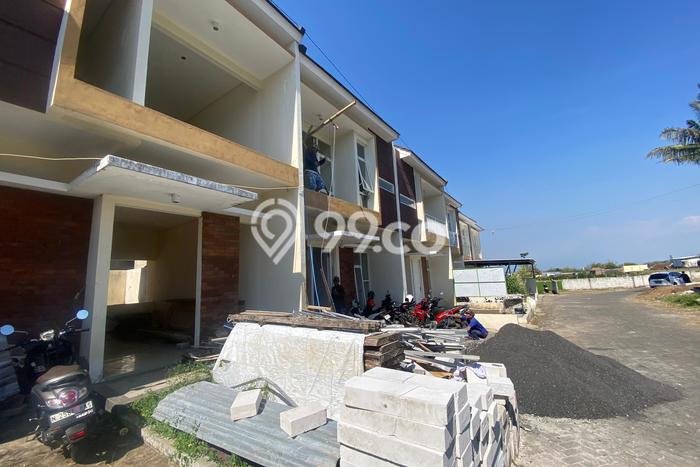 DIJUAL! Vila di Junrejo, Area 71m2m², Posisi Premium DIJUAL! Vila di Junrejo, Area 71m2m², Posisi Premium