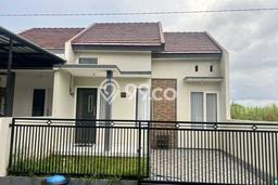 Jual Rumah Harga Miring Pakis Punya 2 Kamar & LT 60m2 Jual Rumah Harga Miring Pakis Punya 2 Kamar & LT 60m2