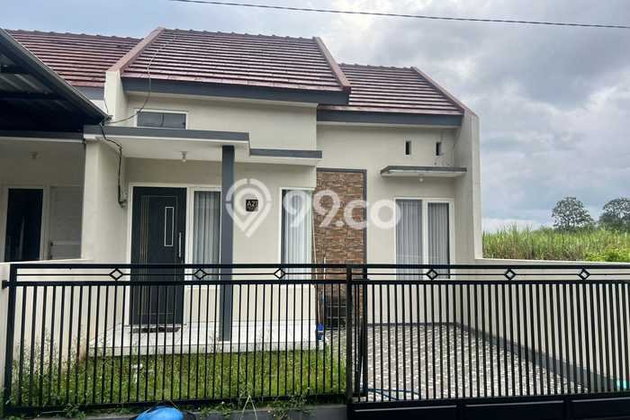 Jual Rumah Harga Miring Pakis Punya 2 Kamar & LT 60m2 Jual Rumah Harga Miring Pakis Punya 2 Kamar & LT 60m2