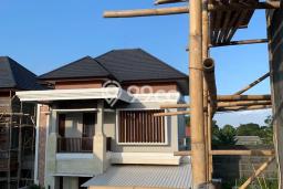 FOR SALE! Vila Kawasan , Area 226m2m², Posisi Strategis FOR SALE! Vila Kawasan , Area 226m2m², Posisi Strategis