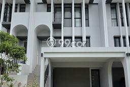Dijual Rumah Mewah Megah Dengan View Cantik di BSD Green Wich, Tangerang Dijual Rumah Mewah Megah Dengan View Cantik di BSD Green Wich, Tangerang