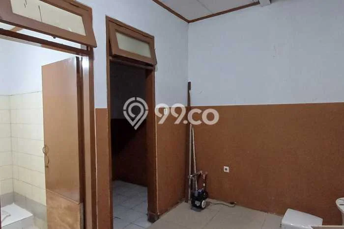 Disewakan Ruko di Pusat Kota Jakarta Barat Ramai Strategis Disewakan Ruko di Pusat Kota Jakarta Barat Ramai Strategis