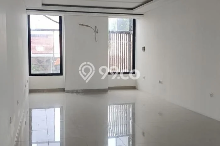 Disewakan Ruko di Kawasan Ramai Kalideres Luas 200m2 Disewakan Ruko di Kawasan Ramai Kalideres Luas 200m2