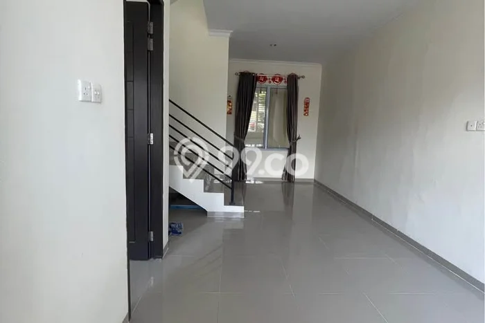 Disewakan! Rumah 3 Kamar Tidur &
2 Kamar Mandi di Batam Centre, Batam Disewakan! Rumah 3 Kamar Tidur &
2 Kamar Mandi di Batam Centre, Batam