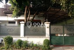 Jarang Ada! Rumah Kontrakan 3 Kamar Bagus Siap Huni Pondok Indah Jarang Ada! Rumah Kontrakan 3 Kamar Bagus Siap Huni Pondok Indah