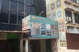 Ruko Dijual di Jakarta Selatan LT 121m2 & LB 243m2 Lokasi Terbaik! Ruko Dijual di Jakarta Selatan LT 121m2 & LB 243m2 Lokasi Terbaik!