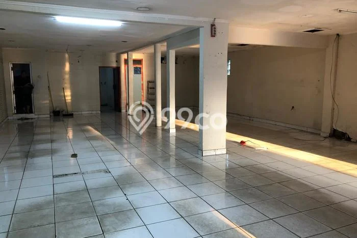 Dijual! Ruko di Ragunan Jakarta Selatan LT 165m2 / LB 165m2 Kawasan Bisnis Dijual! Ruko di Ragunan Jakarta Selatan LT 165m2 / LB 165m2 Kawasan Bisnis