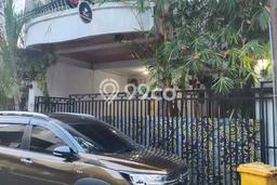 Jual Rumah Mewah Megah Dengan View Eksklusif di Kalibata, Jakarta Selatan Jual Rumah Mewah Megah Dengan View Eksklusif di Kalibata, Jakarta Selatan