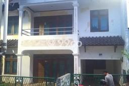 Ready to Use! Premium House LT 211m2 Desain Elegan di Pondok Labu Ready to Use! Premium House LT 211m2 Desain Elegan di Pondok Labu