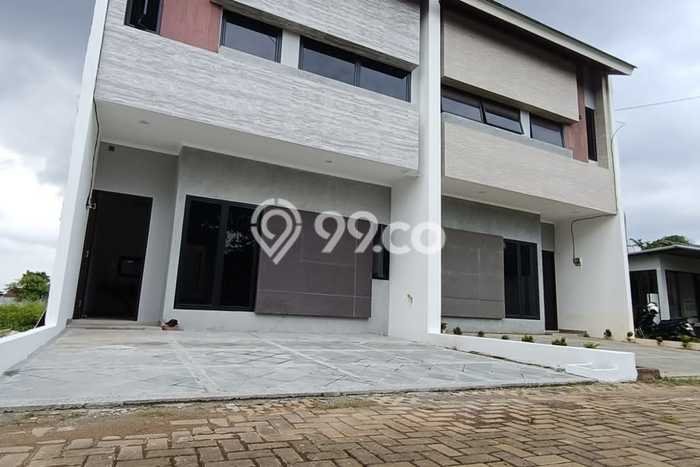 For Sale Hunian Rumah Terawat 3 Kamar di Jati Asih, Bekasi For Sale Hunian Rumah Terawat 3 Kamar di Jati Asih, Bekasi