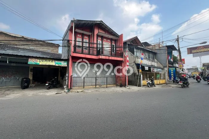 Ruko Strategis di Dayeuhkolot, Luas 90m², Lokasi Komersial, Ramai Ruko Strategis di Dayeuhkolot, Luas 90m², Lokasi Komersial, Ramai