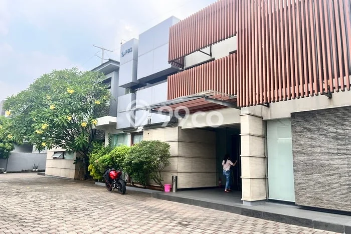 Kantor disewakan di Kebayoran Baru Jakarta Selatan dengan luas bangunan 1000m2 Kantor disewakan di Kebayoran Baru Jakarta Selatan dengan luas bangunan 1000m2
