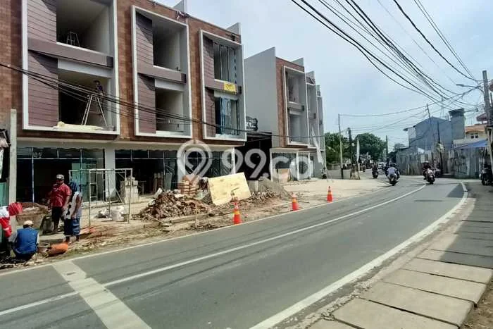 Ruko Dijual Lokasi Emas di Jagakarsa Luas 102m2 Ruko Dijual Lokasi Emas di Jagakarsa Luas 102m2