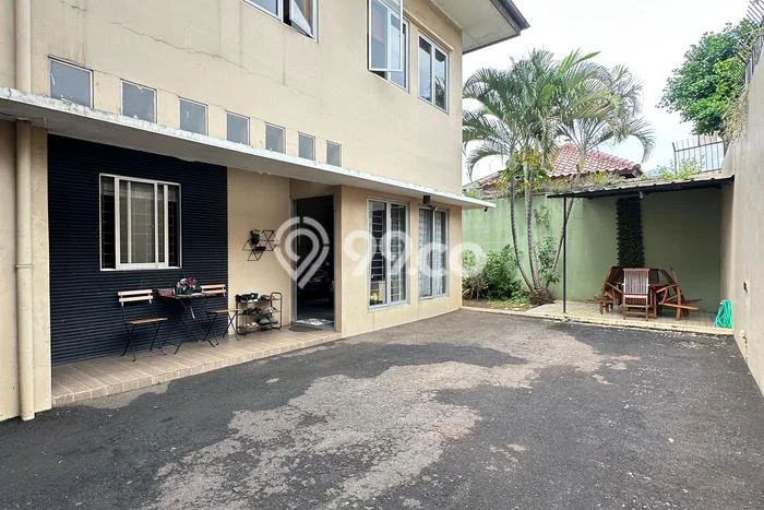 Cocok Untuk Investasi! For Sale Kost di Gandaria 12 Kamar Cocok Untuk Investasi! For Sale Kost di Gandaria 12 Kamar