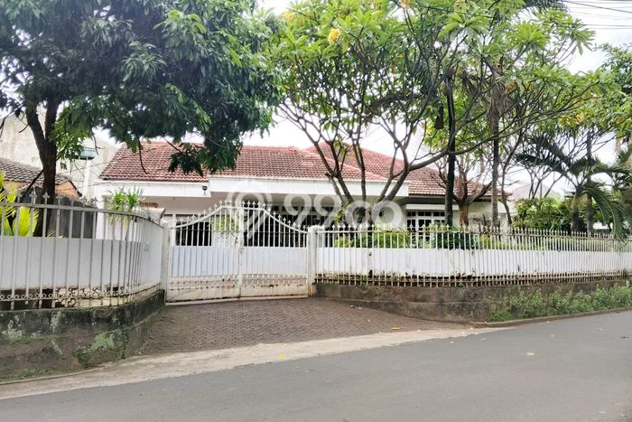 Rumah Elit Modern Tanpa Renovasi di Ulujami Jakarta Selatan Rumah Elit Modern Tanpa Renovasi di Ulujami Jakarta Selatan