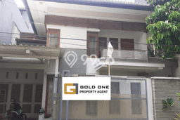 Rumah Luxury Modern Tanpa Renovasi di Panglima Polim Jakarta Selatan Rumah Luxury Modern Tanpa Renovasi di Panglima Polim Jakarta Selatan