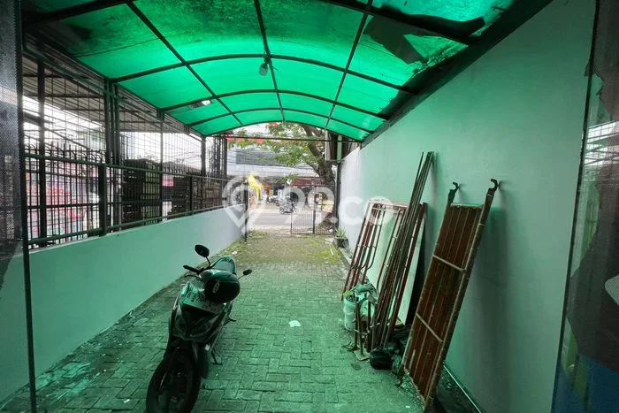 Ruko Dijual Lokasi Emas di Ciledug Luas 101m2 Ruko Dijual Lokasi Emas di Ciledug Luas 101m2