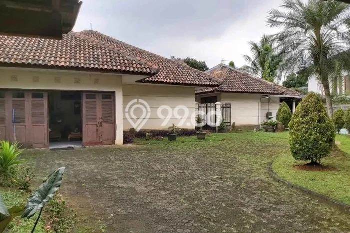 Lahan Kosong Dijual di Ciputat, Tangerang Selatan, Luas 1260m2 Area Strategis Lahan Kosong Dijual di Ciputat, Tangerang Selatan, Luas 1260m2 Area Strategis