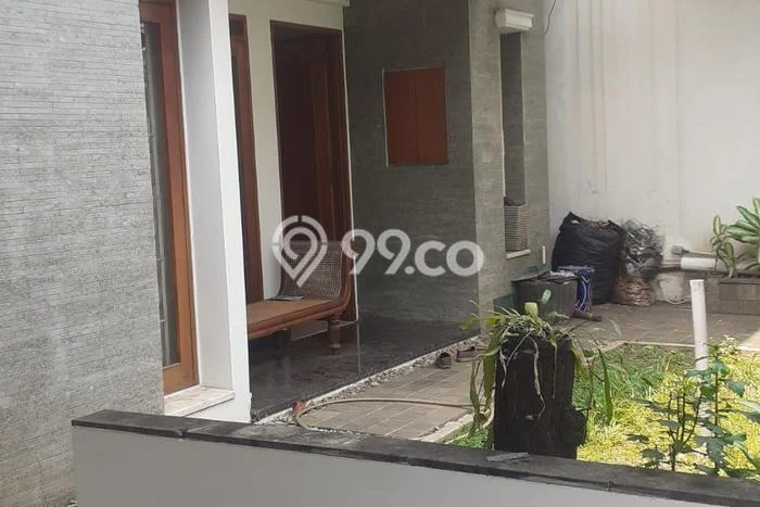 Rumah Luxury Modern Tanpa Renovasi di Panglima Polim Jakarta Selatan Rumah Luxury Modern Tanpa Renovasi di Panglima Polim Jakarta Selatan