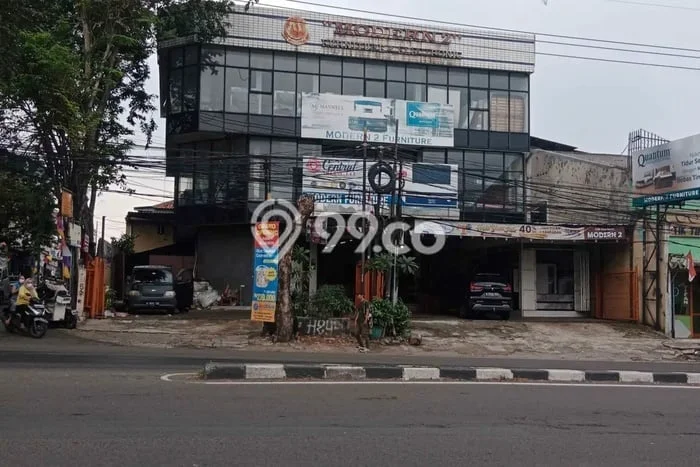 Unit Ruko Paling Strategis di Larangan Tangerang dengan LB 1100m2 Unit Ruko Paling Strategis di Larangan Tangerang dengan LB 1100m2