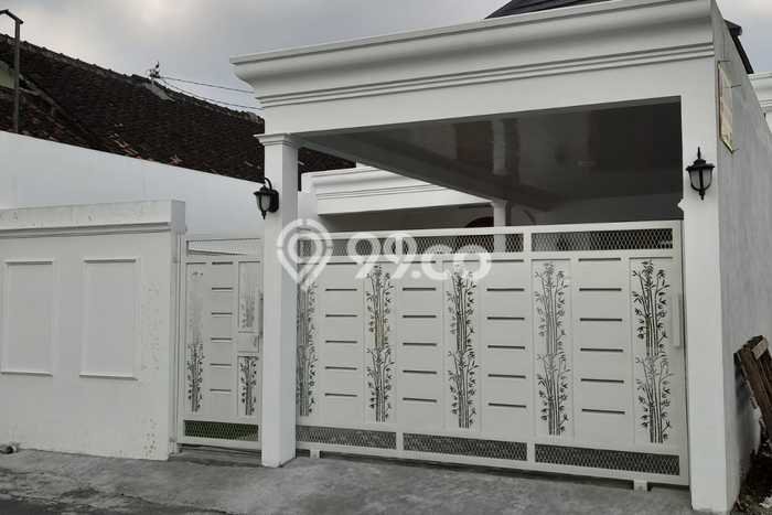 Hunian Cantik Minimalis Lb 100m2 di Kasihan, Bantul Hunian Cantik Minimalis Lb 100m2 di Kasihan, Bantul