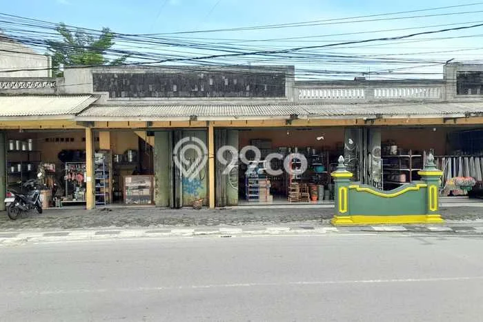 Ruko Dijual di Sleman LT 160m2, LB 185m2 Solusi Investasi Cerdas Ruko Dijual di Sleman LT 160m2, LB 185m2 Solusi Investasi Cerdas