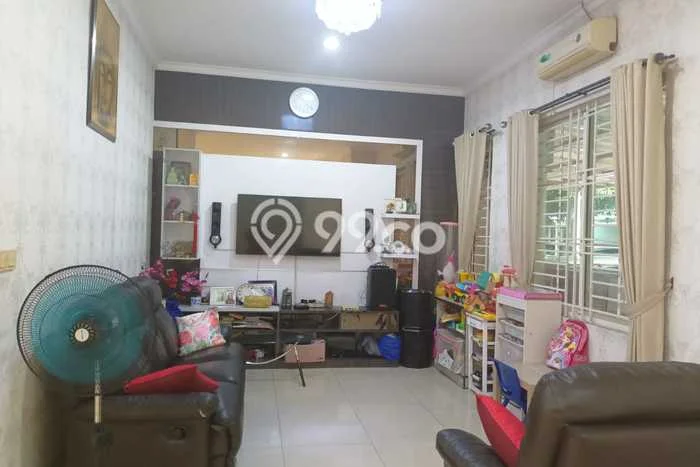 Rumah sewa siap pakai 3 KT di Green Lake City, Jakarta Barat Rumah sewa siap pakai 3 KT di Green Lake City, Jakarta Barat