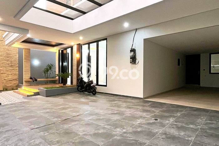 Best Deal Hunian Mewah Ideal dan Luas di Kebayoran Baru, Jakarta Selatan Best Deal Hunian Mewah Ideal dan Luas di Kebayoran Baru, Jakarta Selatan