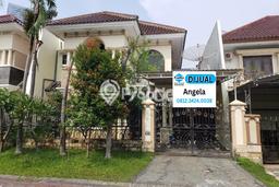 For Sale Rumah Mewah Exclusive di Dukuh Pakis, Surabaya For Sale Rumah Mewah Exclusive di Dukuh Pakis, Surabaya