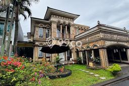 Dijual Rumah Luas Megah Dengan View Cantik di BSD The Green, Tangerang Dijual Rumah Luas Megah Dengan View Cantik di BSD The Green, Tangerang