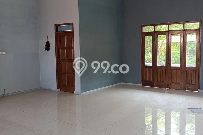 Rumah Strategis Minimalis Lb 180m2 di Gajah Mungkur, Semarang Rumah Strategis Minimalis Lb 180m2 di Gajah Mungkur, Semarang