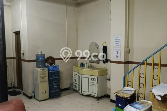 FOR SALE! Ruko di Semarang Tengah Semarang, LT 175m2, LB 500m2 FOR SALE! Ruko di Semarang Tengah Semarang, LT 175m2, LB 500m2