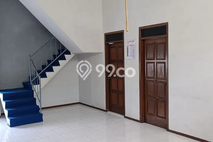 Rumah Strategis Minimalis Lb 180m2 di Gajah Mungkur, Semarang Rumah Strategis Minimalis Lb 180m2 di Gajah Mungkur, Semarang