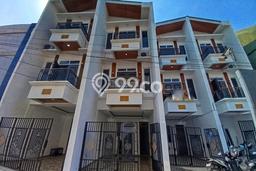 Dijual Rumah Eksklusif 4 KT di Duri Kepa, Jakarta Barat Dijual Rumah Eksklusif 4 KT di Duri Kepa, Jakarta Barat