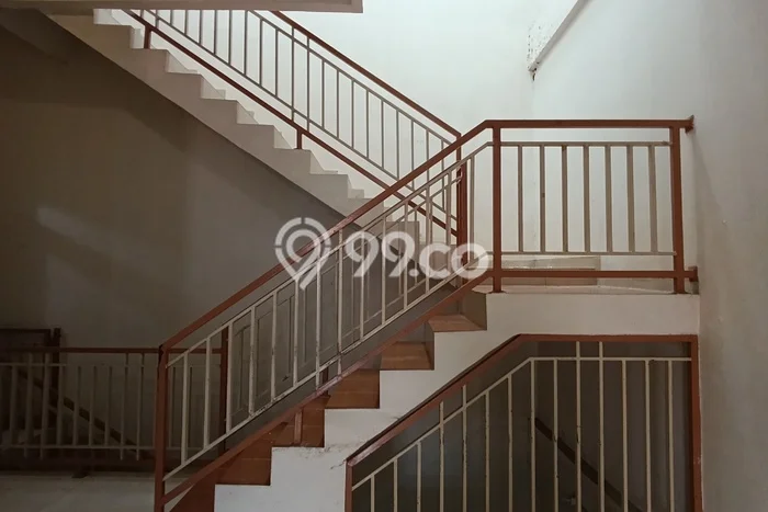 Rumah Kost untuk Dijual di Kemanggisan Punya 4 Kamar Rumah Kost untuk Dijual di Kemanggisan Punya 4 Kamar