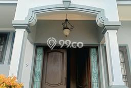 Dijual Rumah Luas Megah Dengan View Eksklusif di Tanjung Duren, Jakarta Barat Dijual Rumah Luas Megah Dengan View Eksklusif di Tanjung Duren, Jakarta Barat