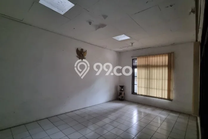 Ready to Use! Luxury House LT 560m2 Desain Elegan di BKR Ready to Use! Luxury House LT 560m2 Desain Elegan di BKR