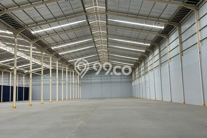 Unit Gudang Disewakan di Harapan Jaya di Area Ramai & Strategis Unit Gudang Disewakan di Harapan Jaya di Area Ramai & Strategis