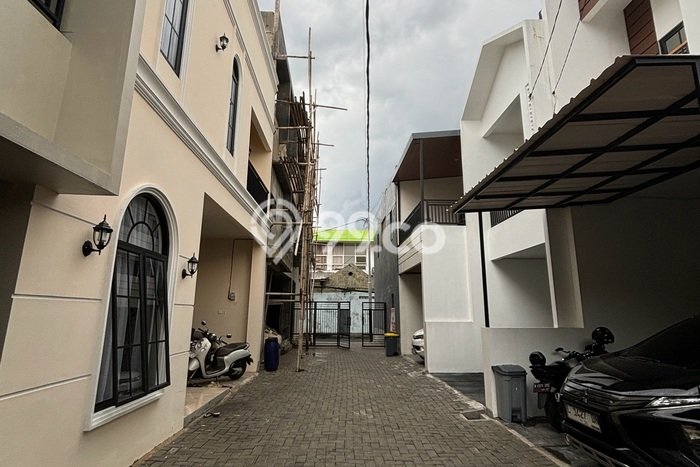 Unit Kost Dijual di Jakarta Selatan Spesifikasi 8 Kamar Tidur dan Kawasan Ramai Unit Kost Dijual di Jakarta Selatan Spesifikasi 8 Kamar Tidur dan Kawasan Ramai