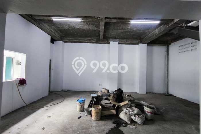 Disewakan Gudang komersial di Pulo Gadung luas bangunan 612m2 Disewakan Gudang komersial di Pulo Gadung luas bangunan 612m2