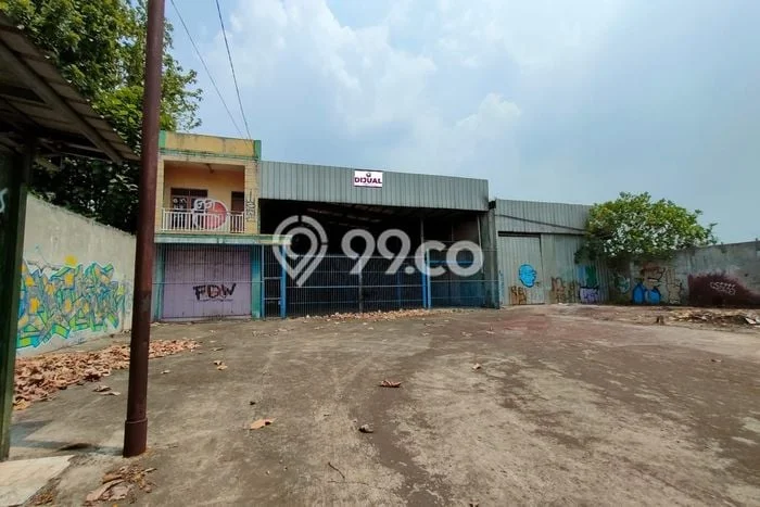 Unit Gudang Disewakan di Cibubur di Area Ramai & Strategis Unit Gudang Disewakan di Cibubur di Area Ramai & Strategis