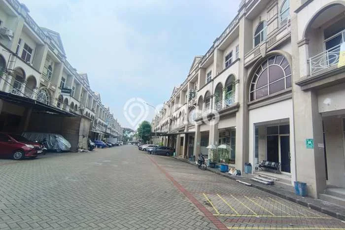 Unit Komersial Disewakan di Bekasi Kawasan Strategis Harga Kompetitif Unit Komersial Disewakan di Bekasi Kawasan Strategis Harga Kompetitif