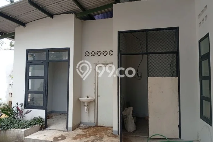 Area Strategis! Disewakan Gudang Lokasi Pakis, Malang Cocok untuk Bisnis Area Strategis! Disewakan Gudang Lokasi Pakis, Malang Cocok untuk Bisnis