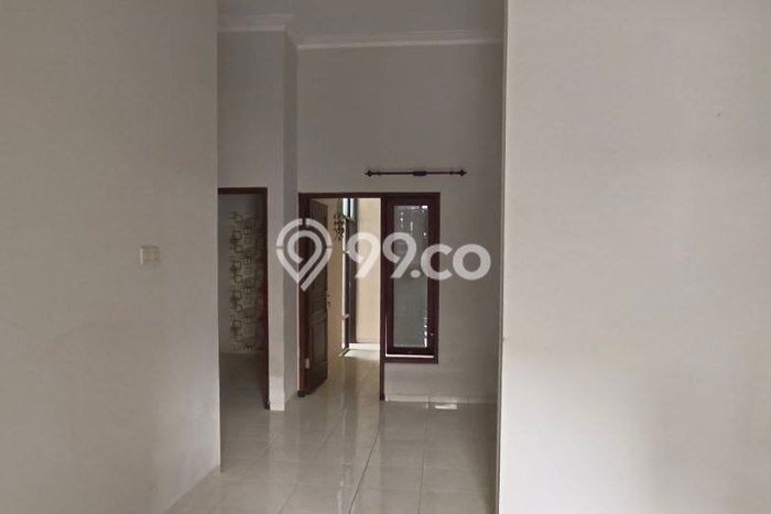 Rumah Modern 2 Kamar Terawat di Kompleks Perumahan , Malang Rumah Modern 2 Kamar Terawat di Kompleks Perumahan , Malang