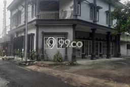 Kost Dijual Lokasi Lowokwaru, Malang, 26 KT, 17 KM, 510m2 Kost Dijual Lokasi Lowokwaru, Malang, 26 KT, 17 KM, 510m2